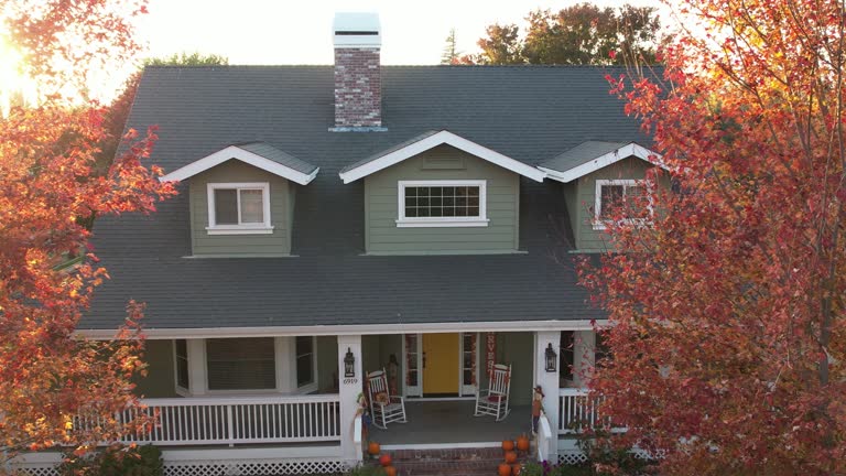 Best Solar Panel Roofing Installation  in Saltville, VA
